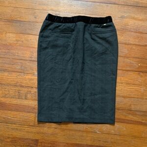 Elegant Black Pencil Skirt